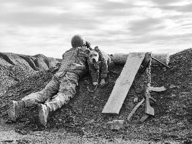 Donbas - Krieg in Europa. Fotoausstellung v. Till Mayer