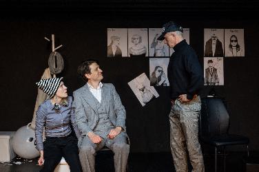 Krimikomödie "Achtsam morden" im Altstadttheater